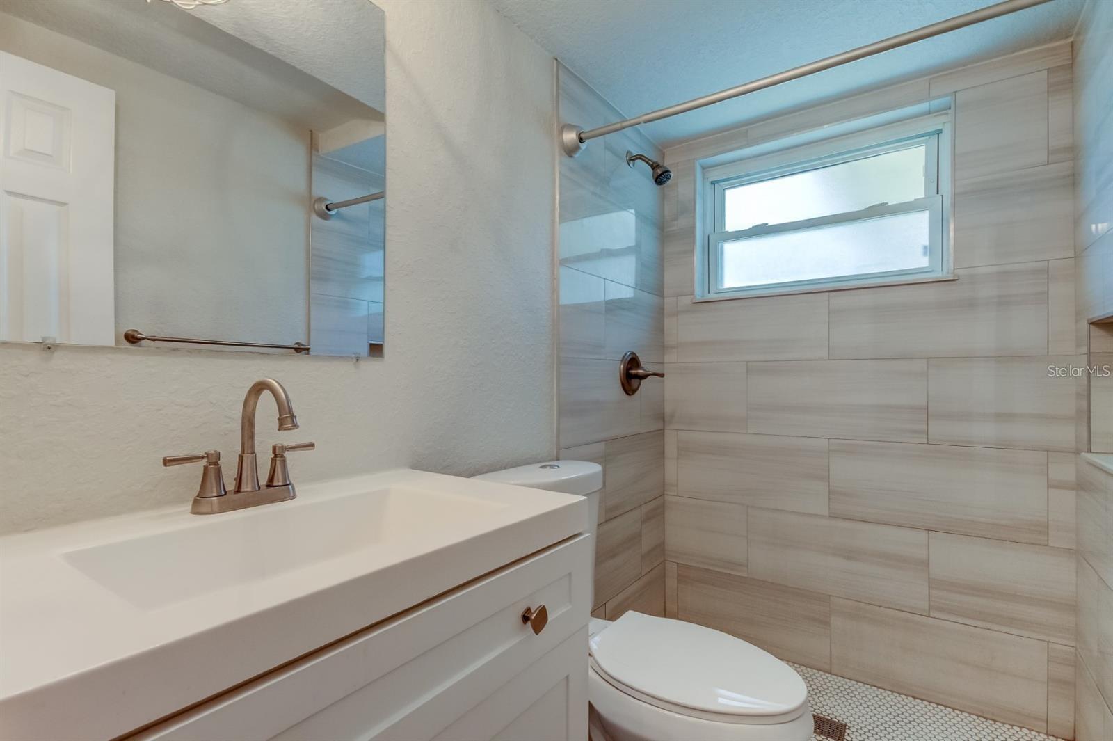 7144 FAIRFAX DR — photo 25