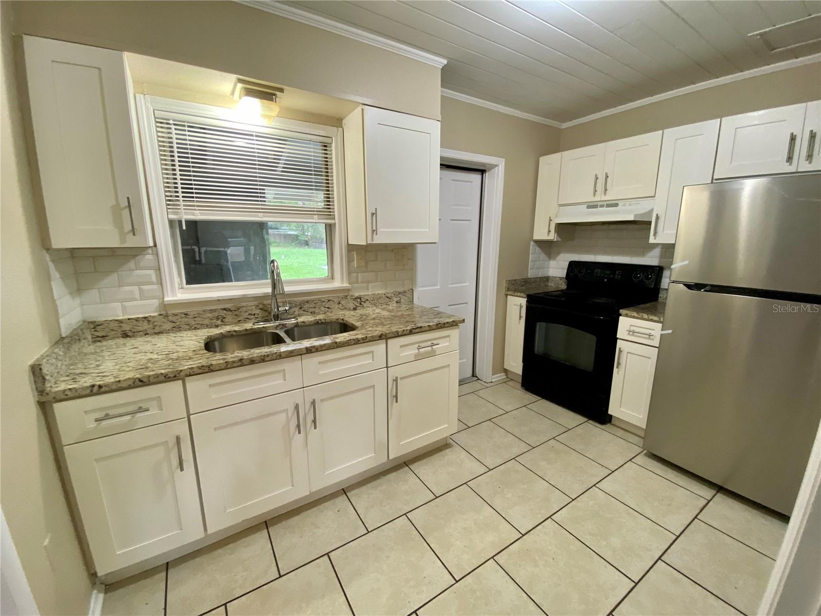 38313 TUCKER RD — photo 4