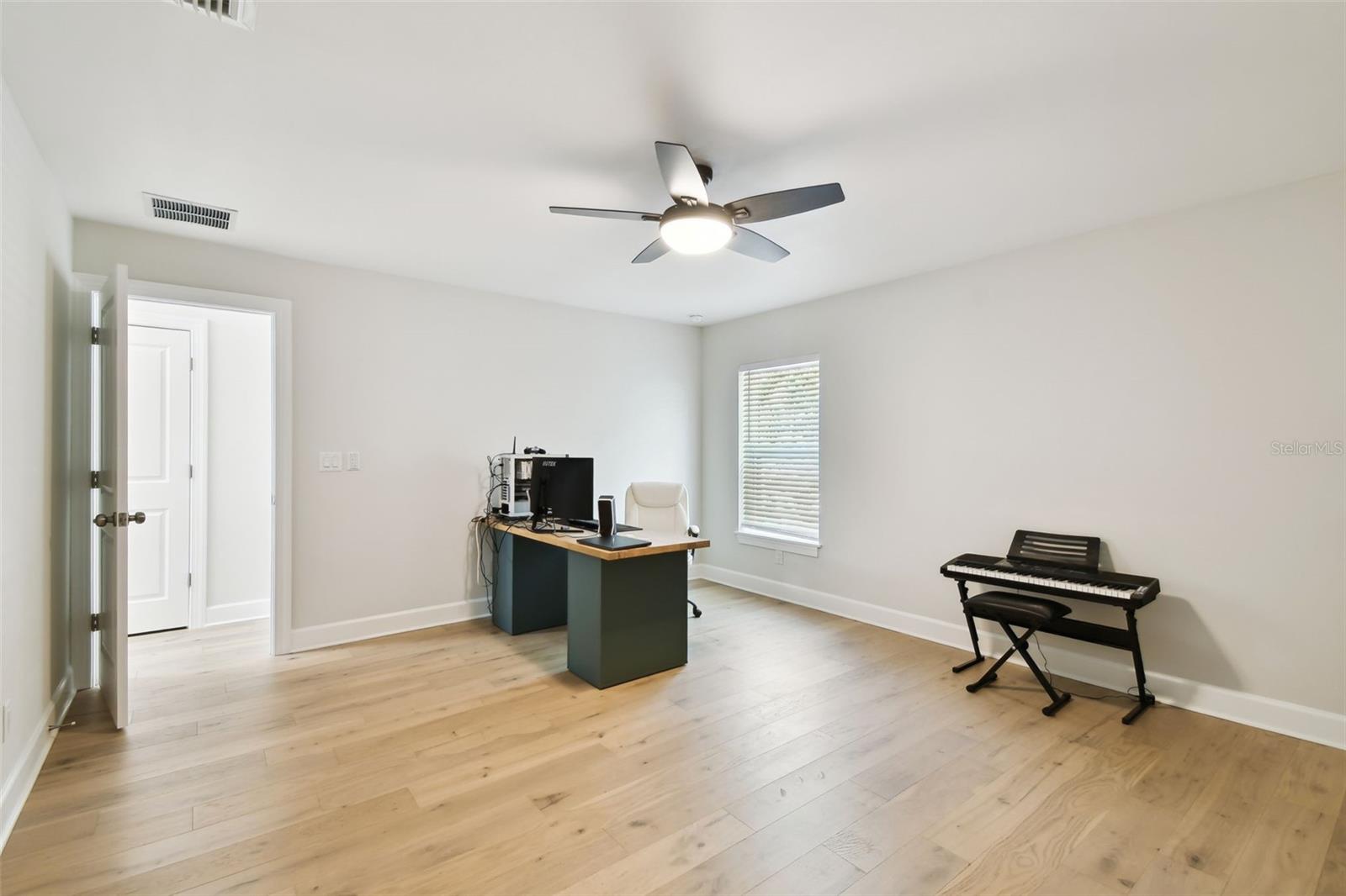 3106 W CHEROKEE AVE — photo 29