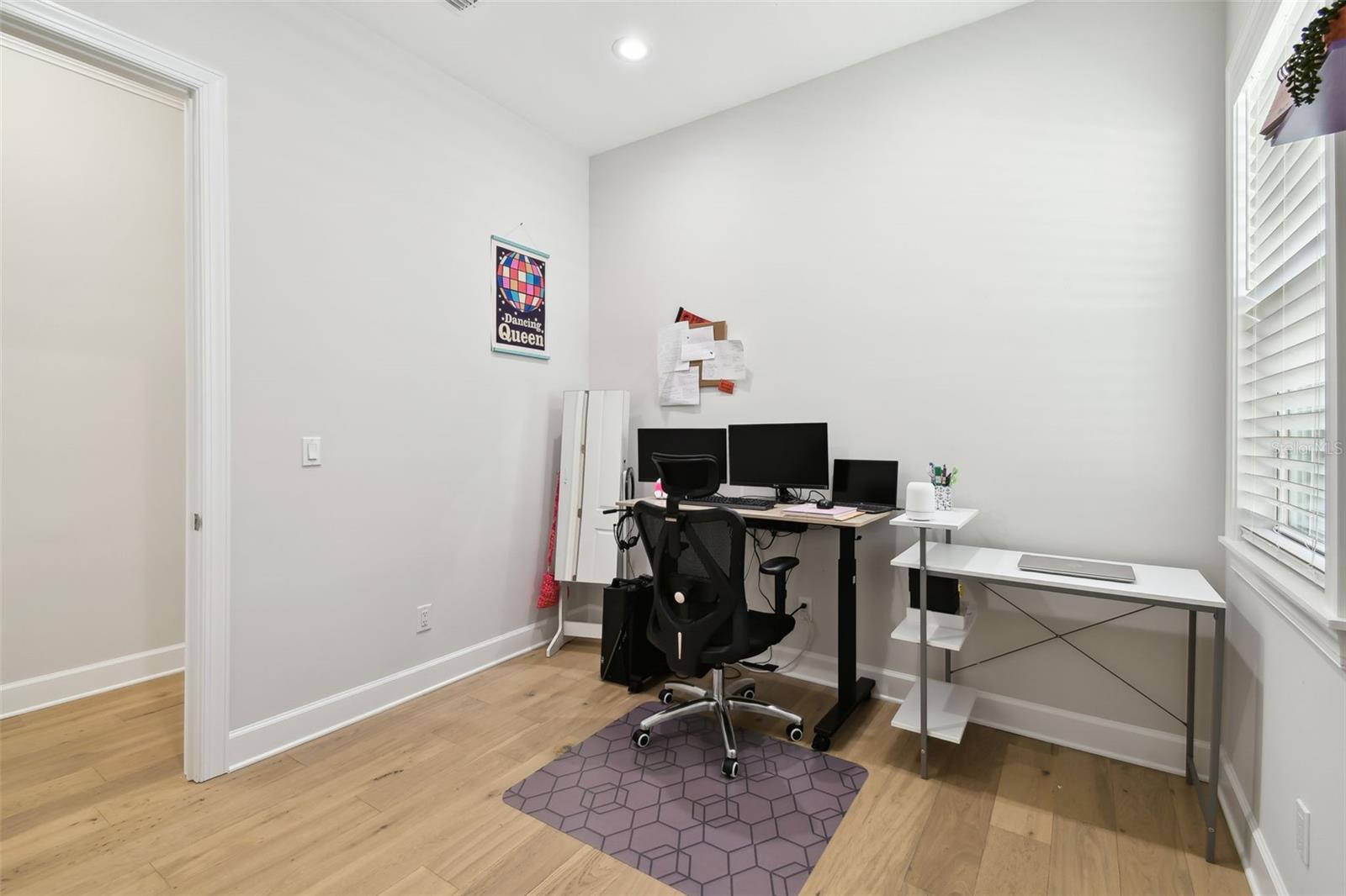 3106 W CHEROKEE AVE — photo 27