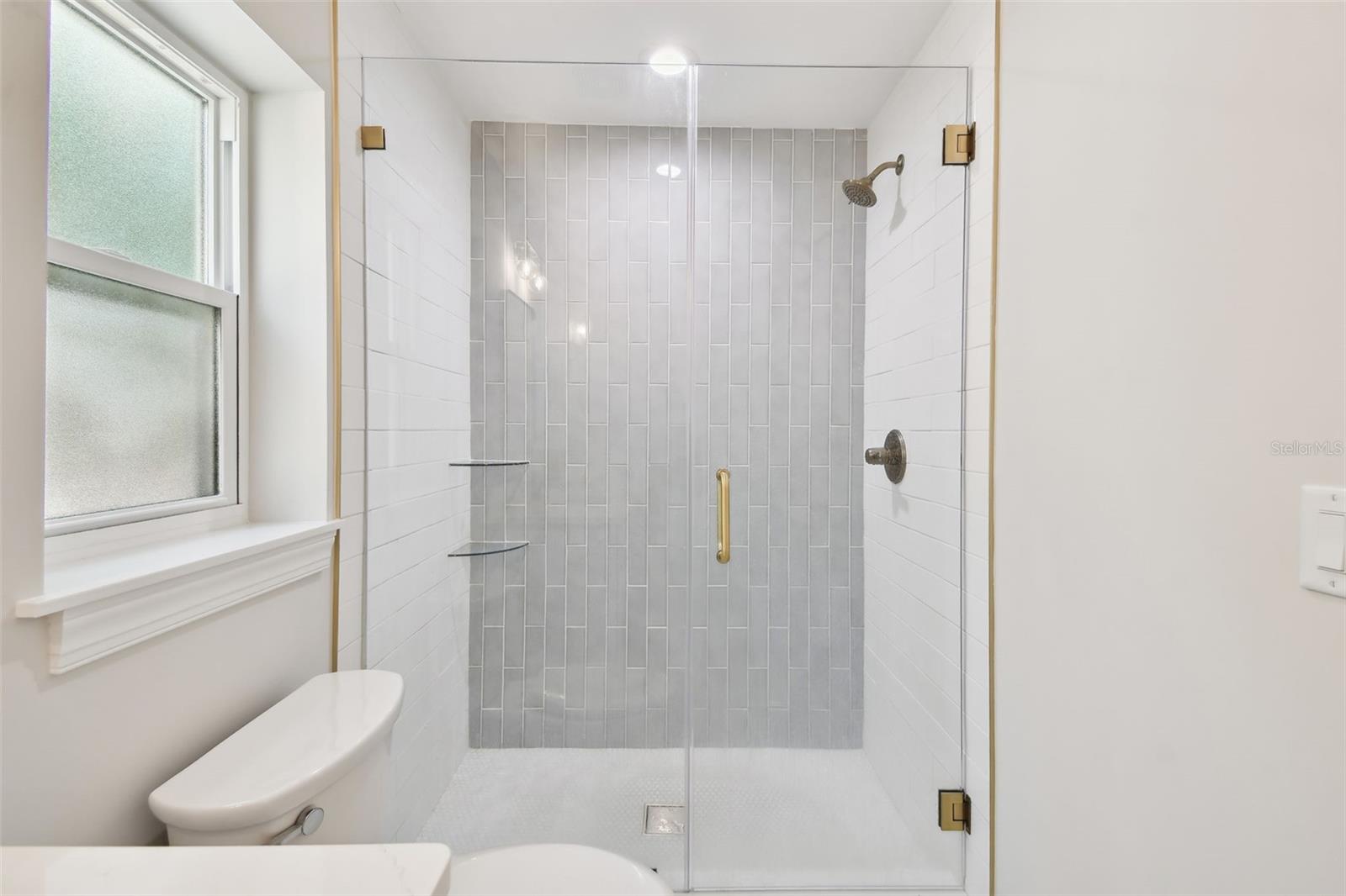 3106 W CHEROKEE AVE — photo 26