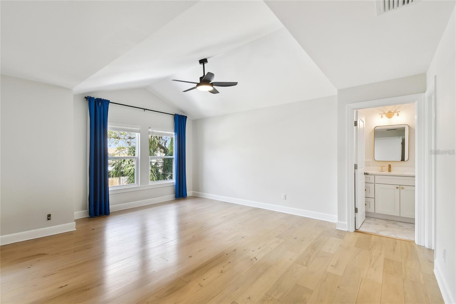 3106 W CHEROKEE AVE — photo 24