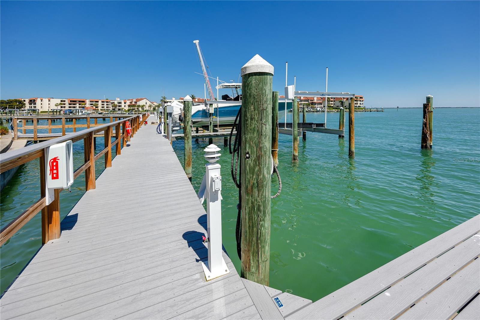363 PINELLAS BAYWAY S #48 — photo 37
