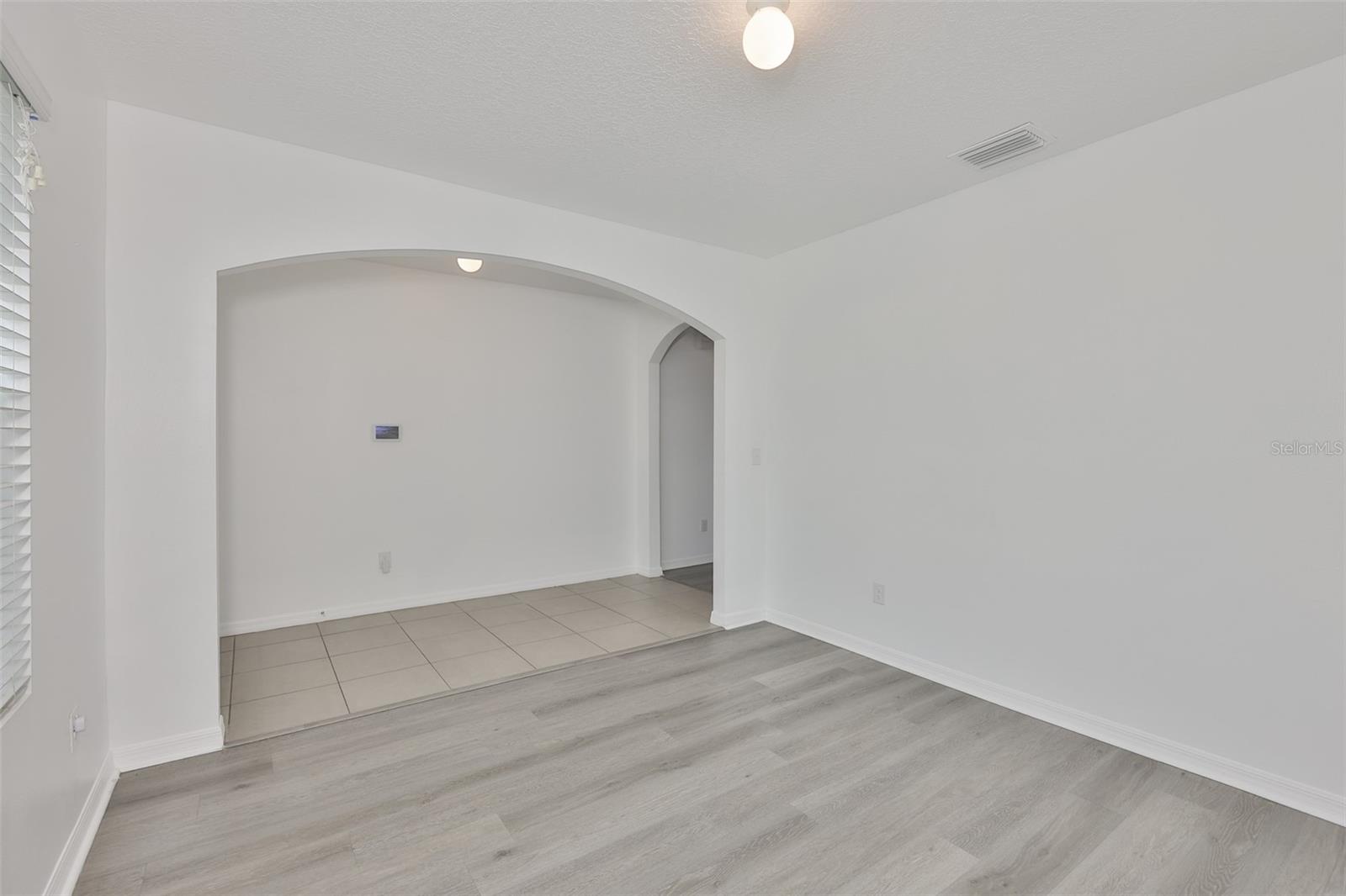 5461 MAGDALENE WAY — photo 7