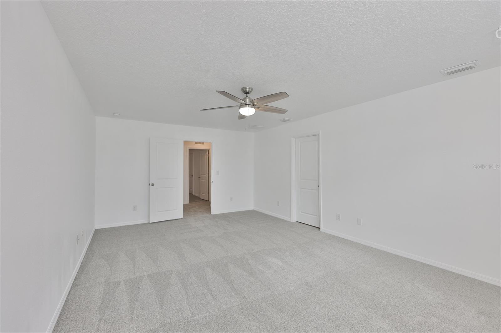 5461 MAGDALENE WAY — photo 23