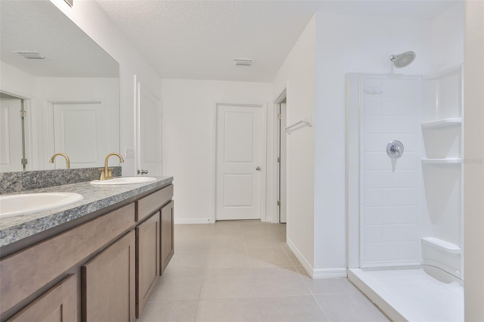 5461 MAGDALENE WAY — photo 27