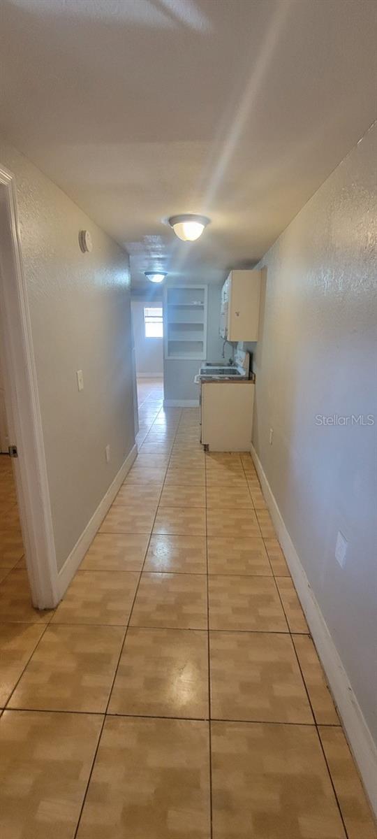 4204 N MANHATTAN AVE — photo 8