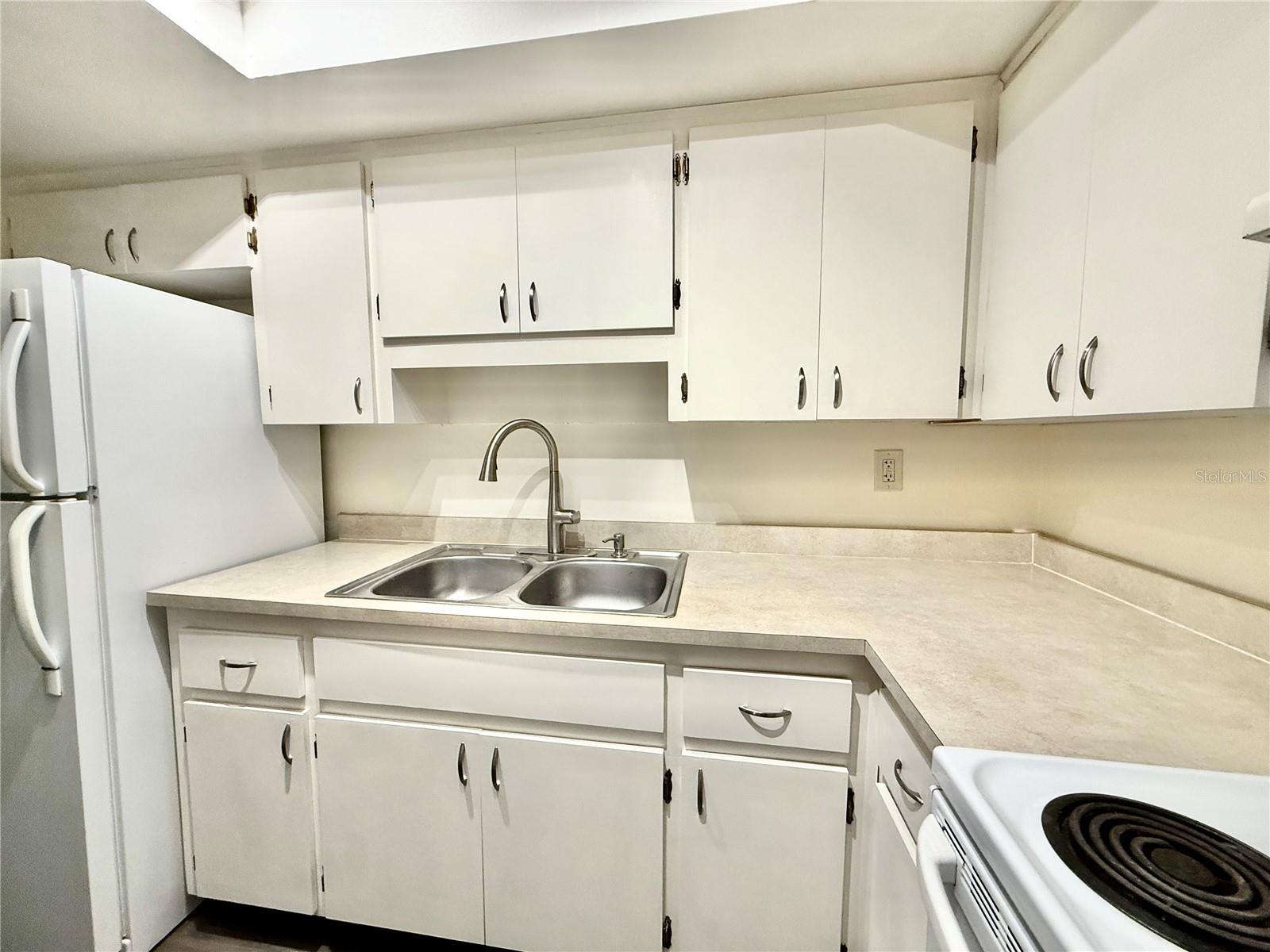 2217 HOPKINS DR W #2217 — photo 10