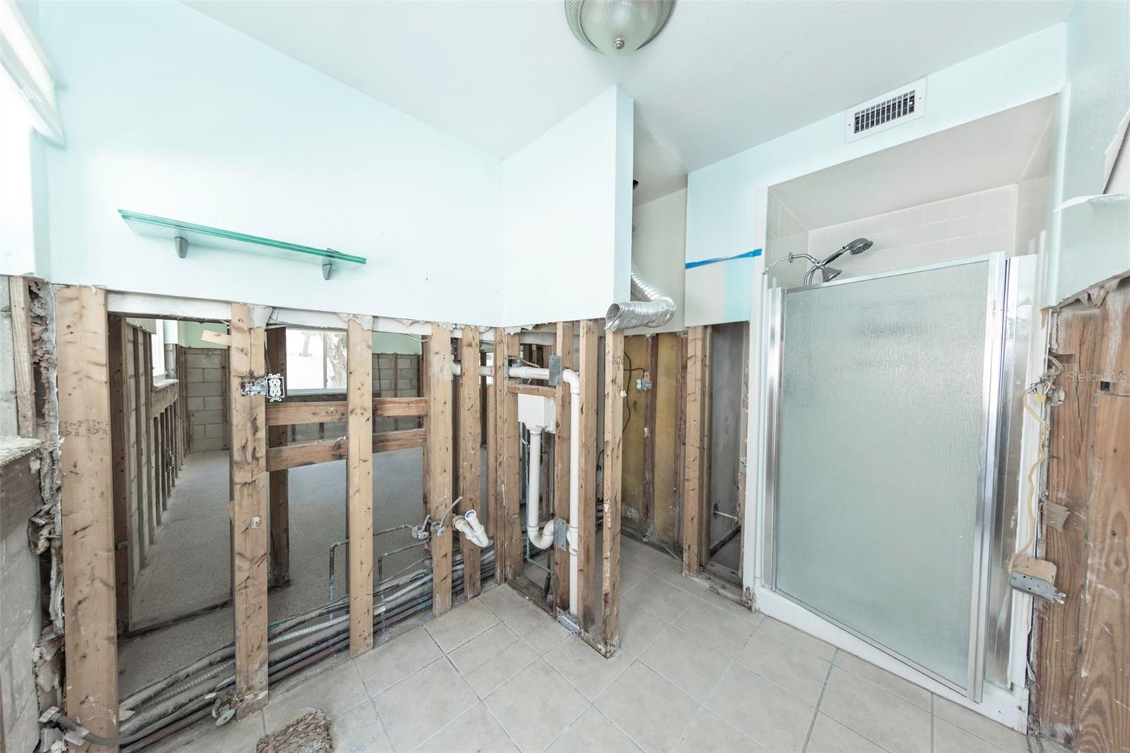 875 BRUCE AVE — photo 19