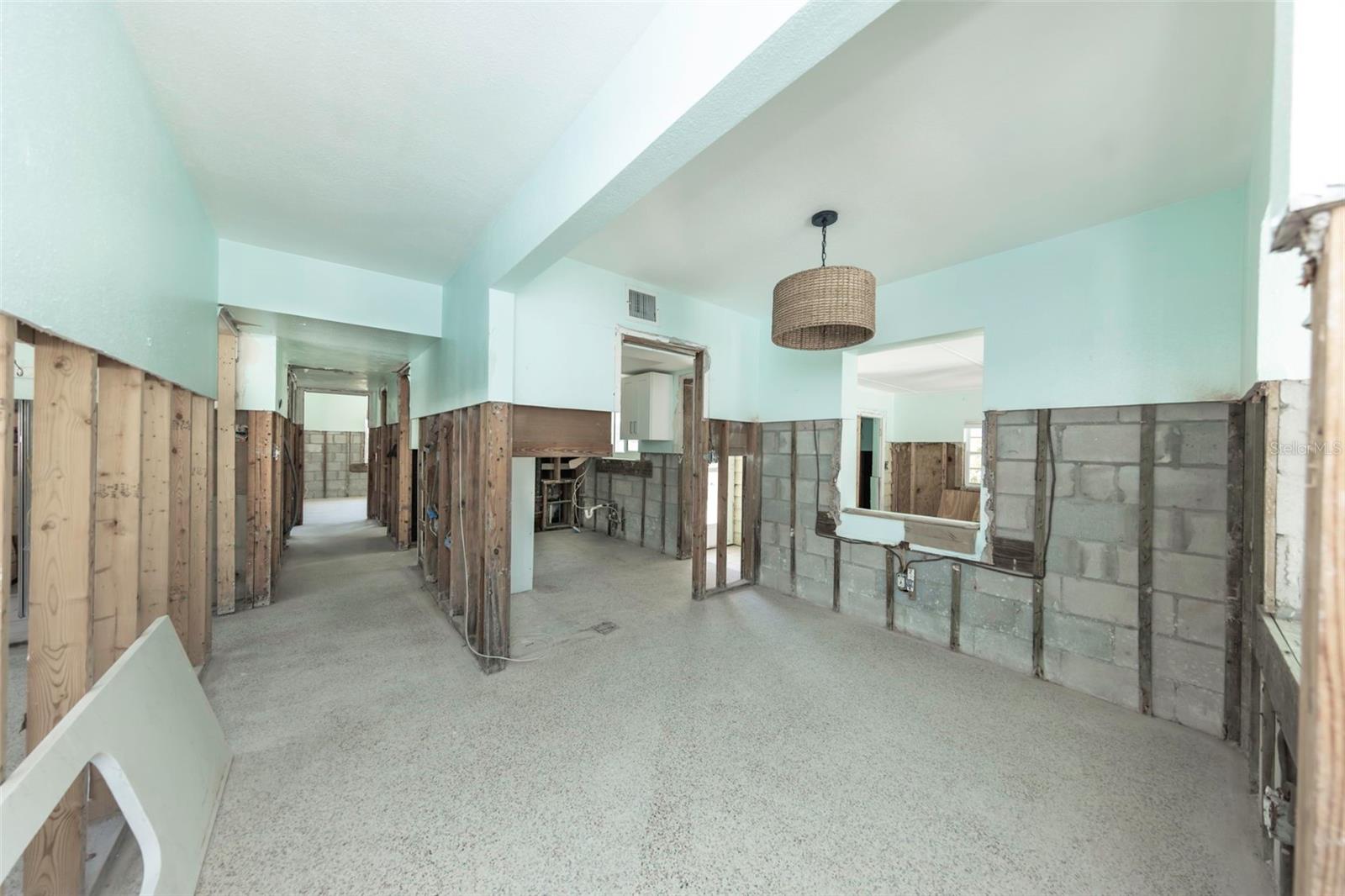 875 BRUCE AVE — photo 14