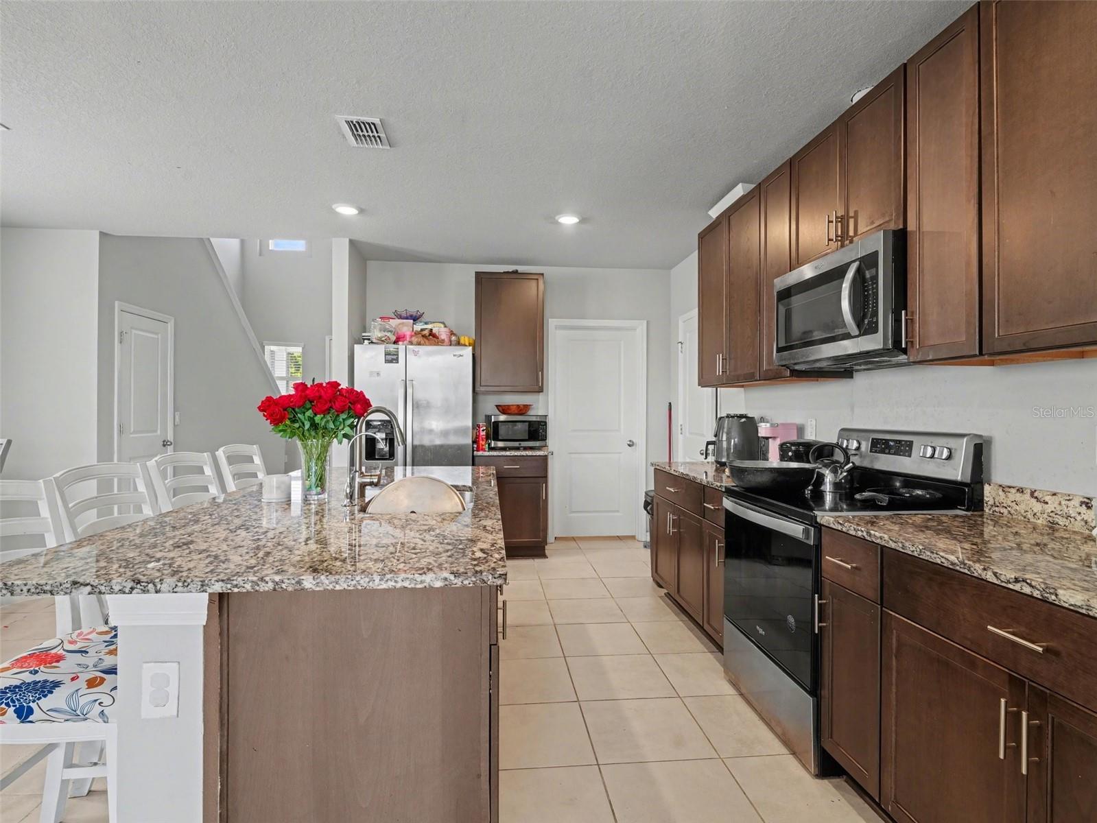 7144 BOGGY CREEK PL — photo 8