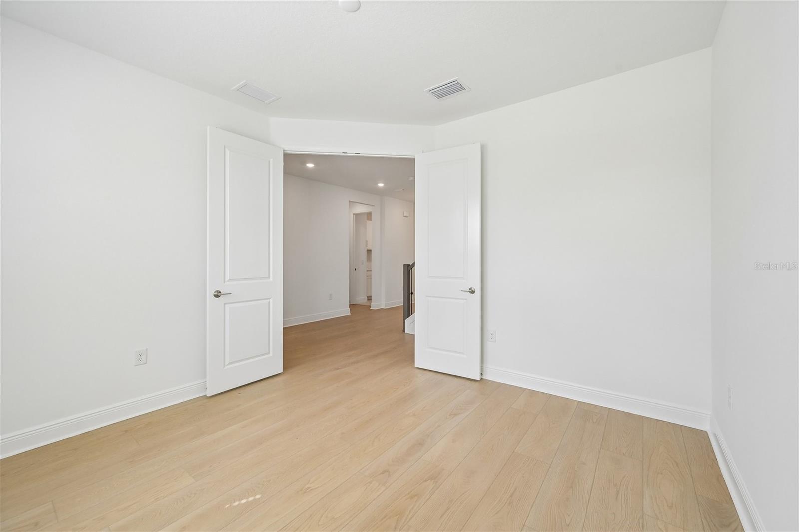 7551 HAWKSTONE DR — photo 13