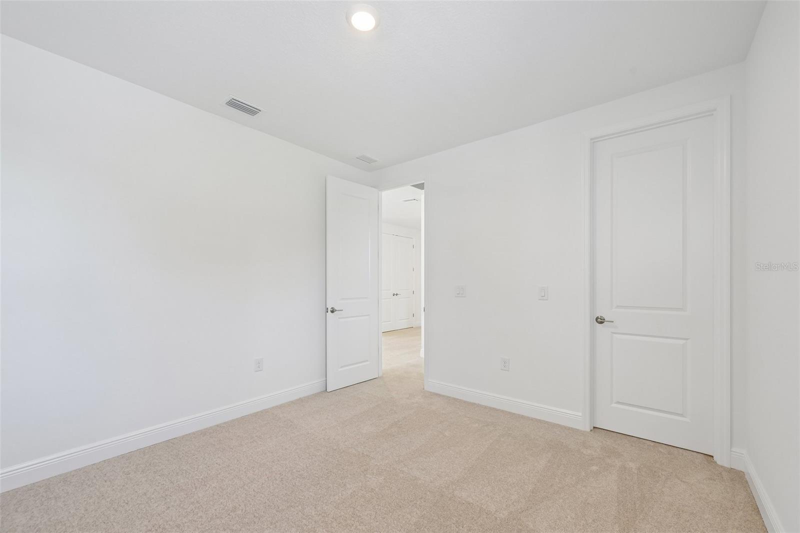 7551 HAWKSTONE DR — photo 21