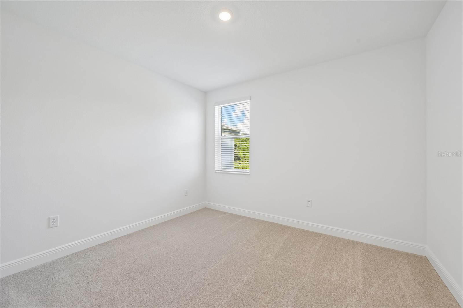 7551 HAWKSTONE DR — photo 24