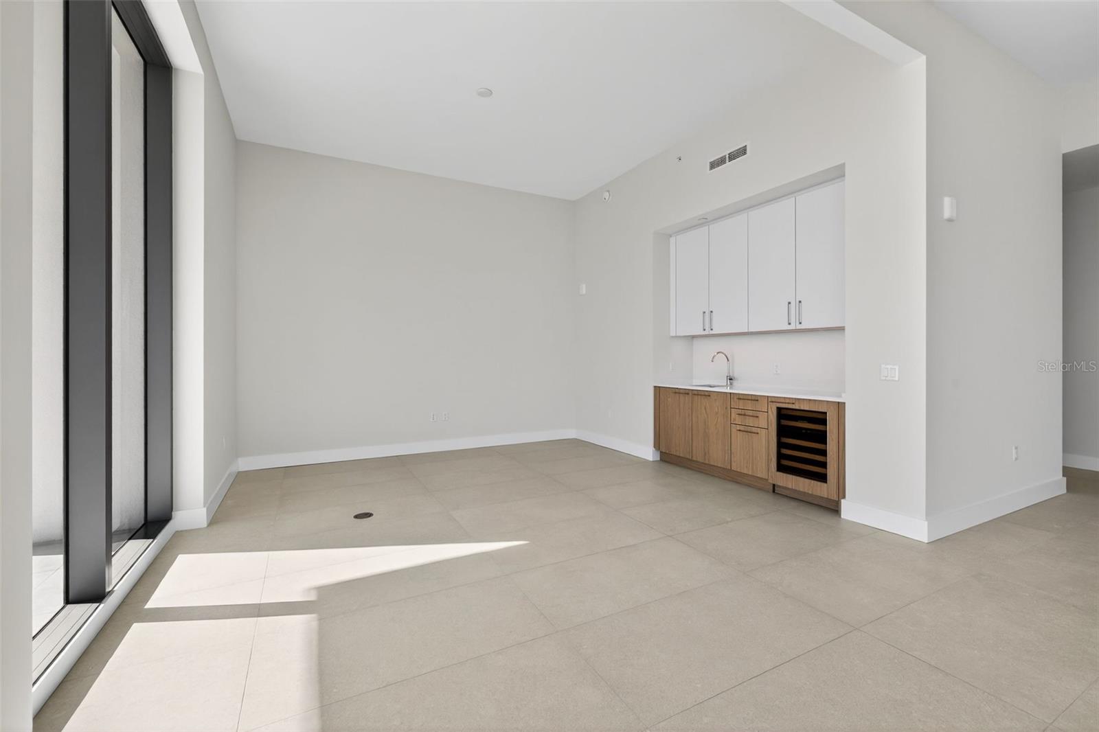275 1ST AVE S #4202 — photo 32