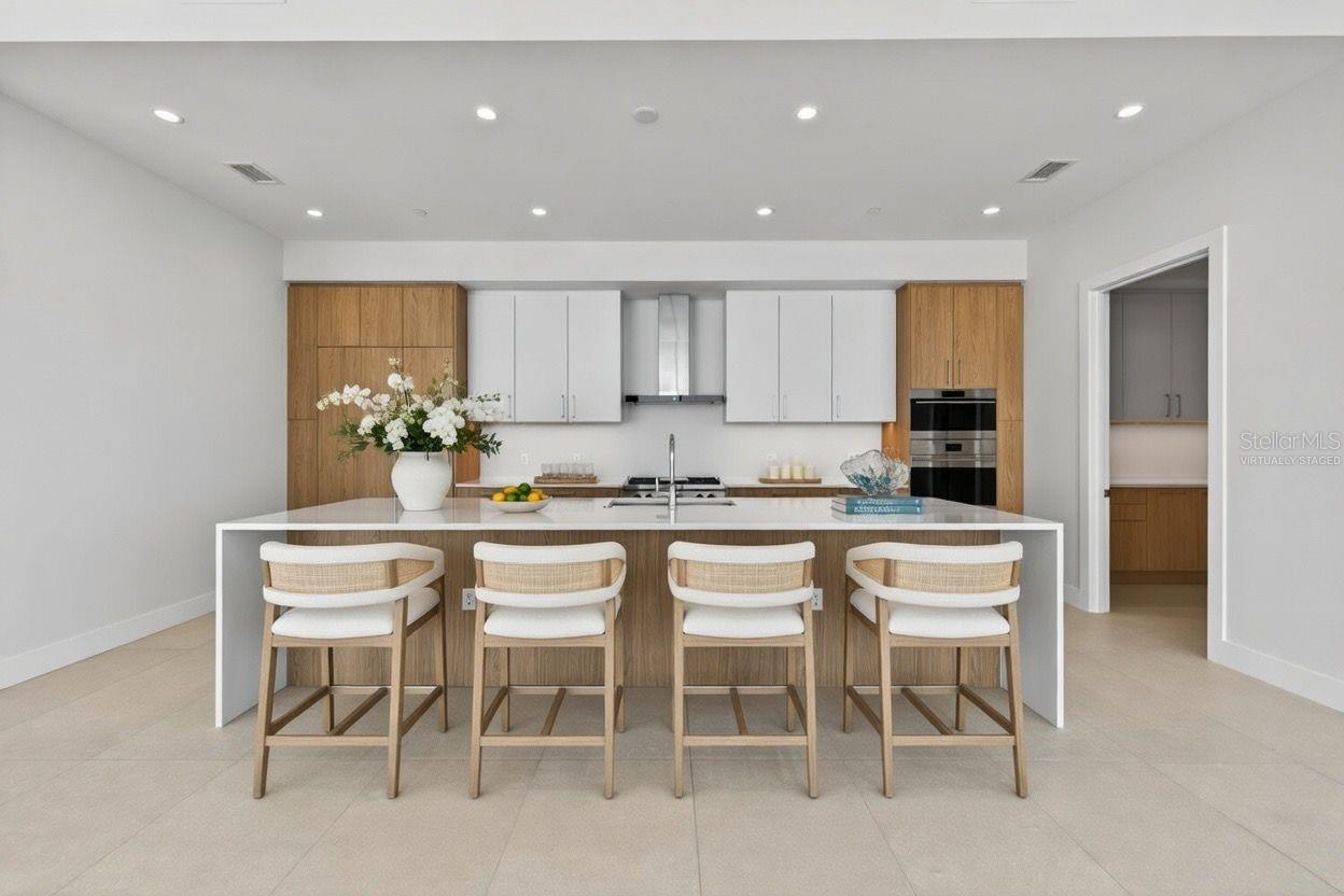 275 1ST AVE S #4202 — photo 3
