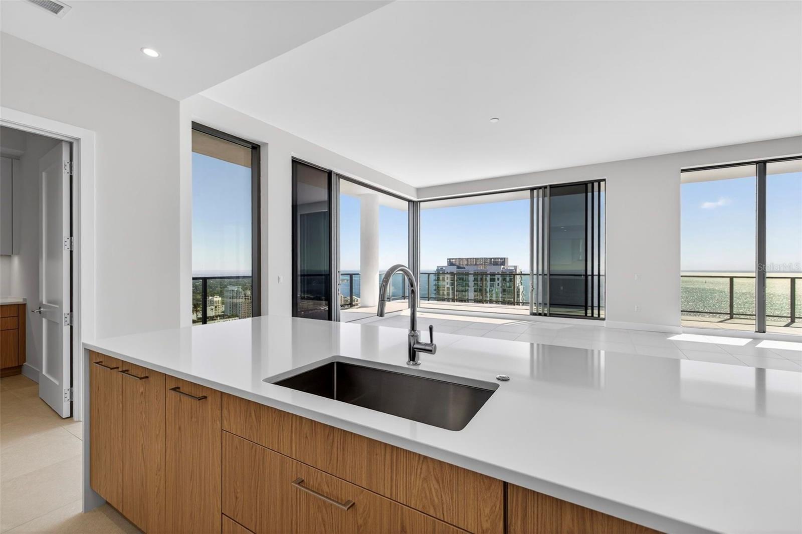 275 1ST AVE S #4202 — photo 30
