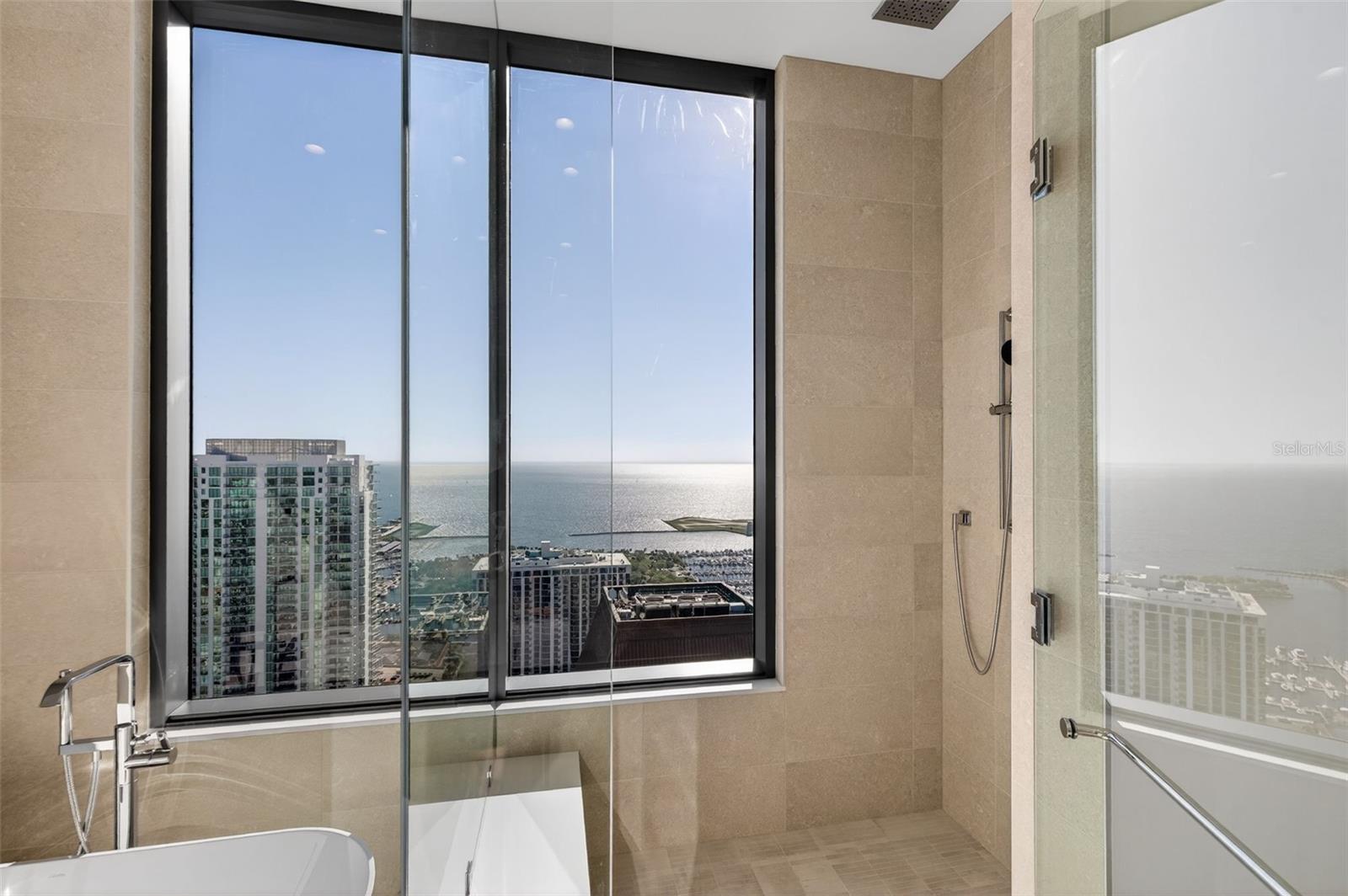 275 1ST AVE S #4202 — photo 37