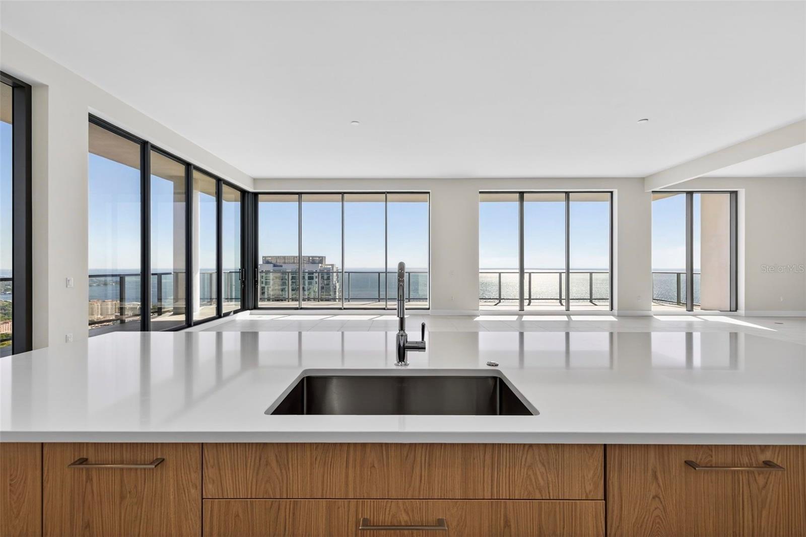 275 1ST AVE S #4202 — photo 4