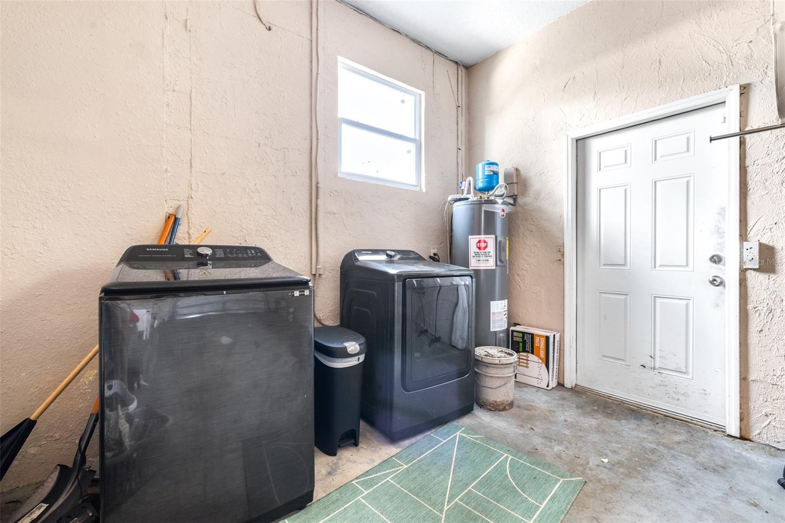 4116 N MARGUERITE ST — photo 45