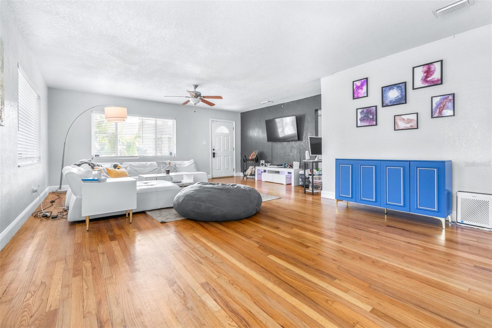4116 N MARGUERITE ST — photo 17