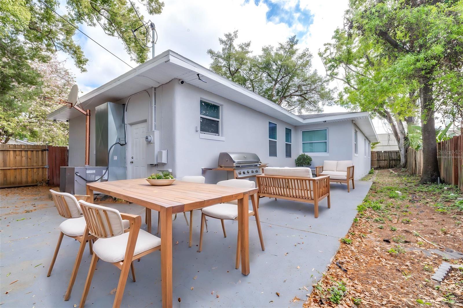 4116 N MARGUERITE ST — photo 51