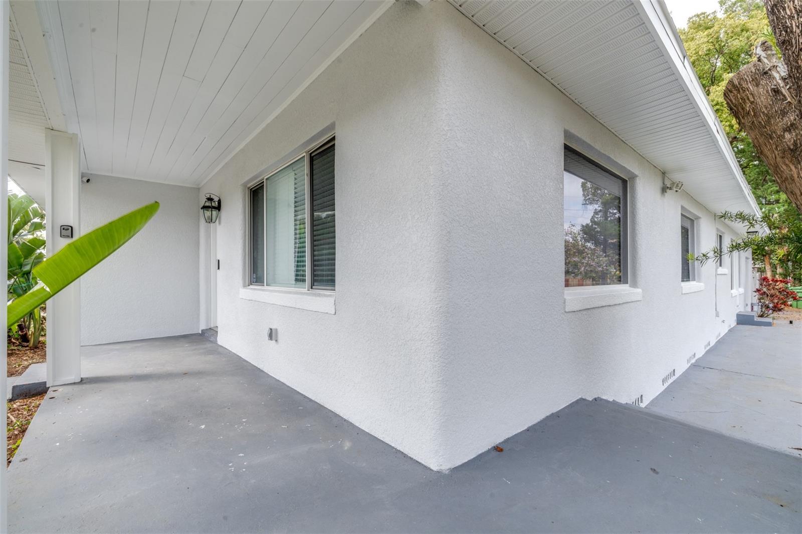 4116 N MARGUERITE ST — photo 12