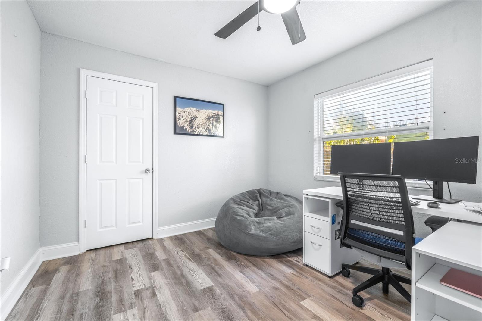 4116 N MARGUERITE ST — photo 43