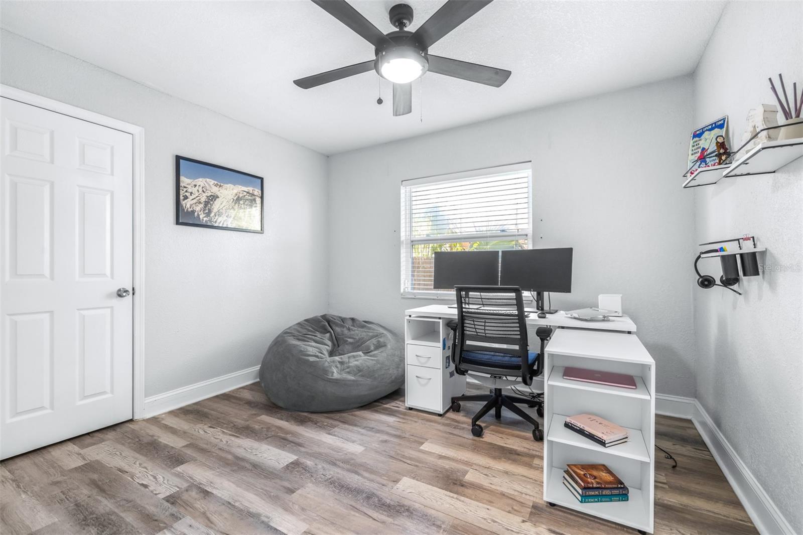 4116 N MARGUERITE ST — photo 42