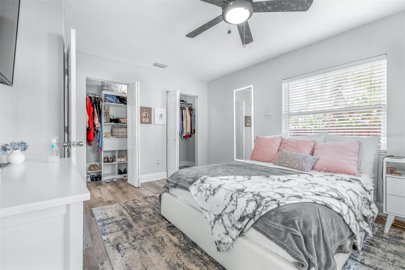 4116 N MARGUERITE ST — photo 35
