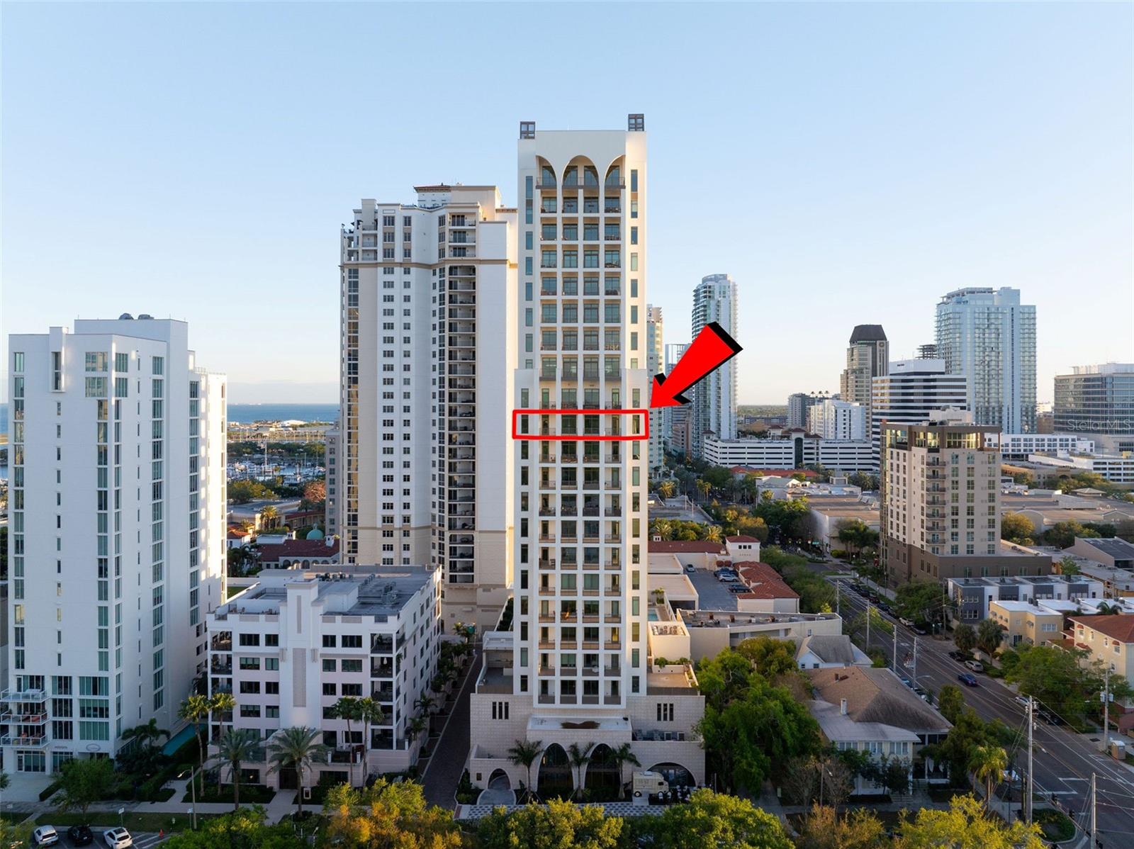 126 4TH AVE NE #1401 — photo 42