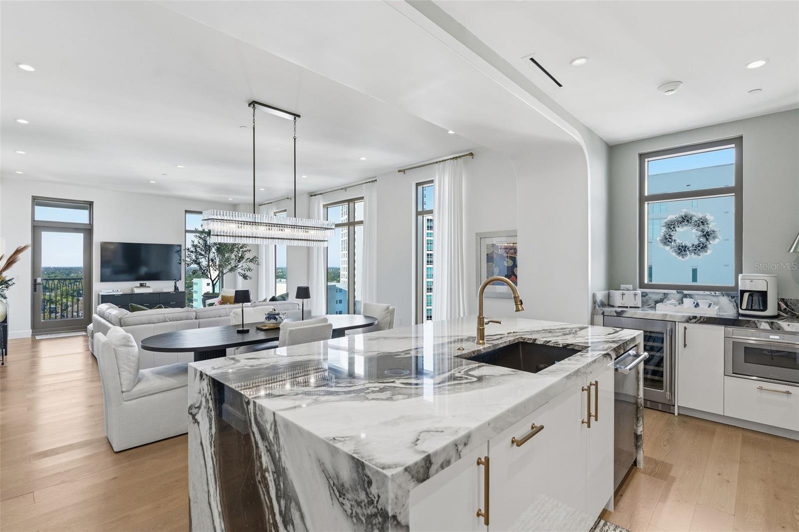 126 4TH AVE NE #1401 — photo 7