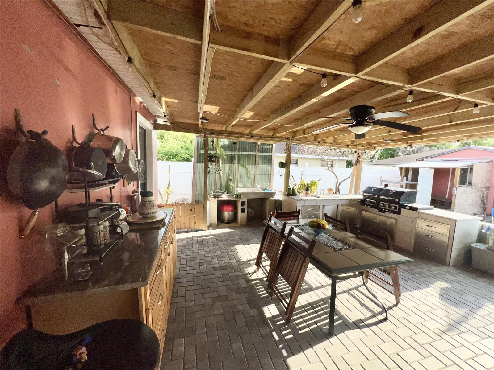 10804 N MYRTLE ST — photo 16