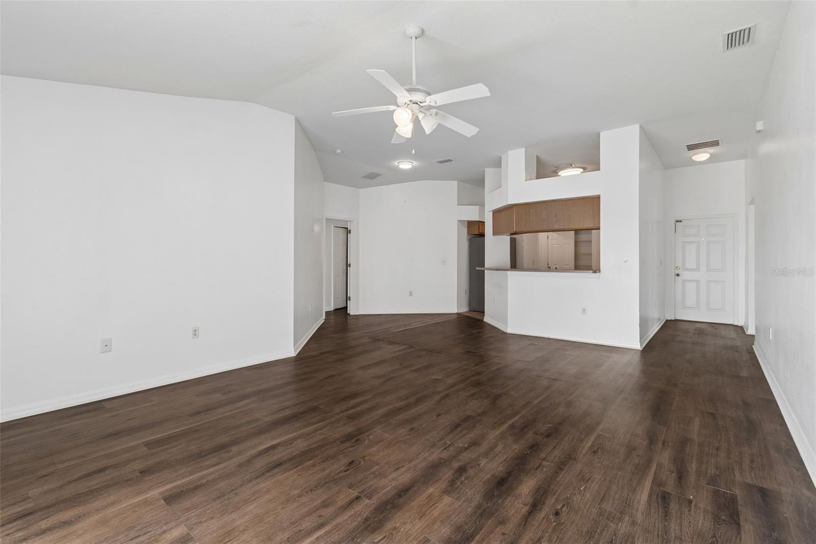 7643 WEEHAWKEN DR — photo 24