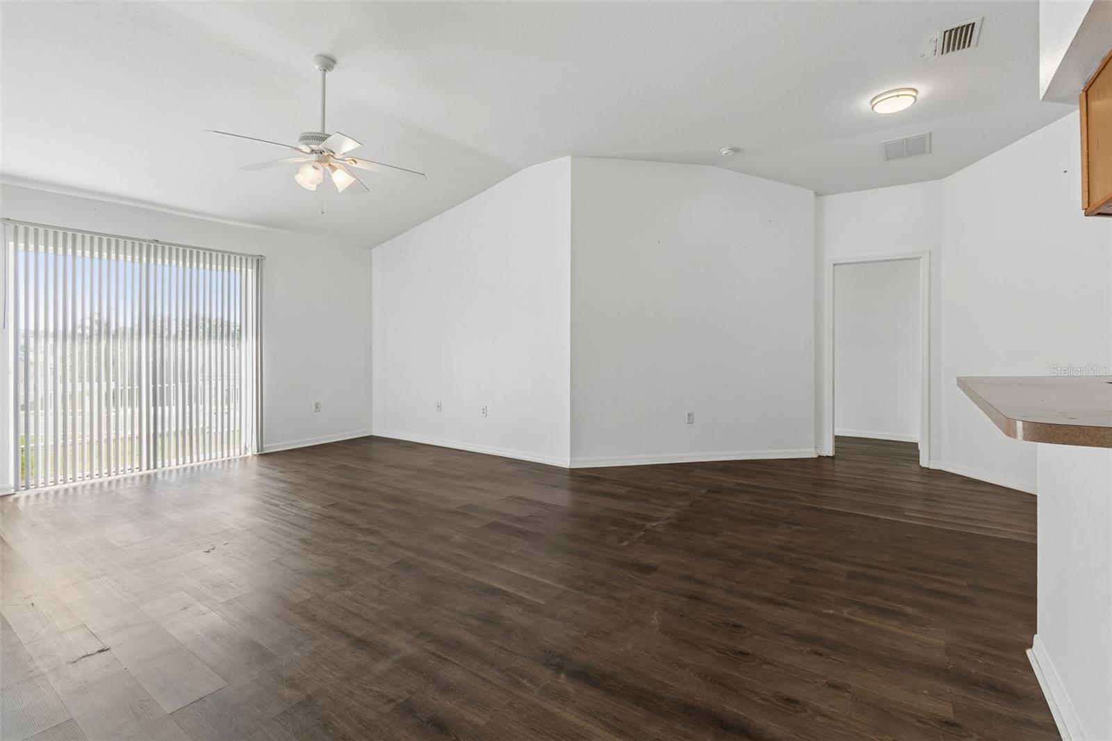7643 WEEHAWKEN DR — photo 27