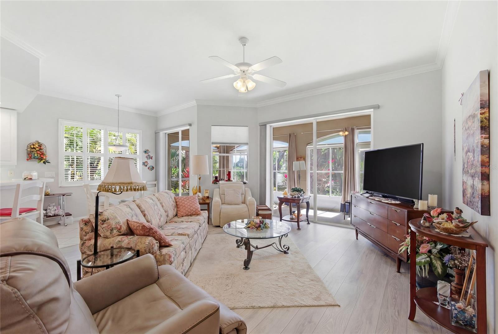 4000 IBIS WAY #101 — photo 2