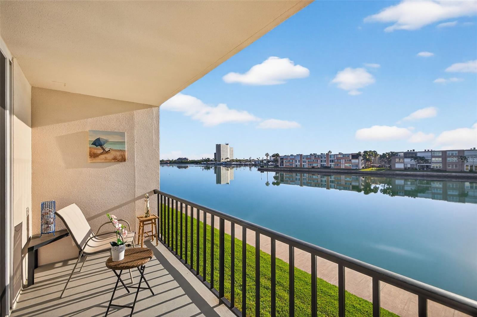 7625 SUN ISLAND DR S #207 — photo 25