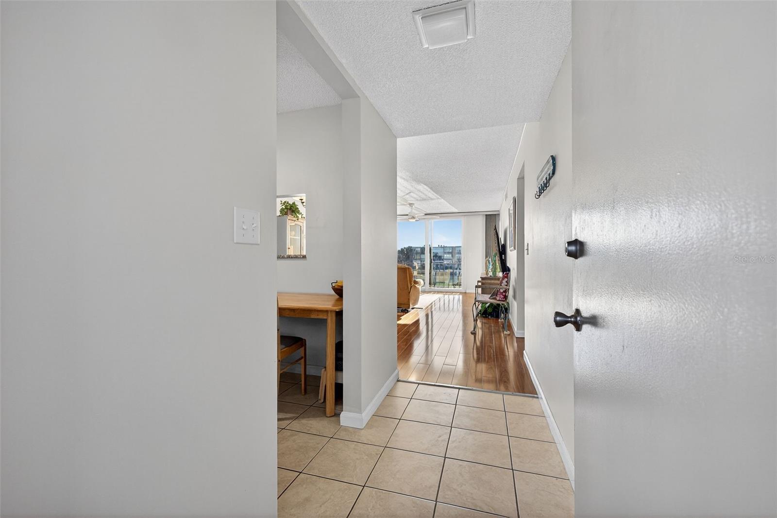 7625 SUN ISLAND DR S #207 — photo 2