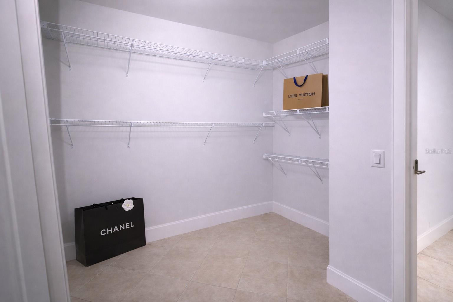 2515 SHERMAN OAK DR — photo 20