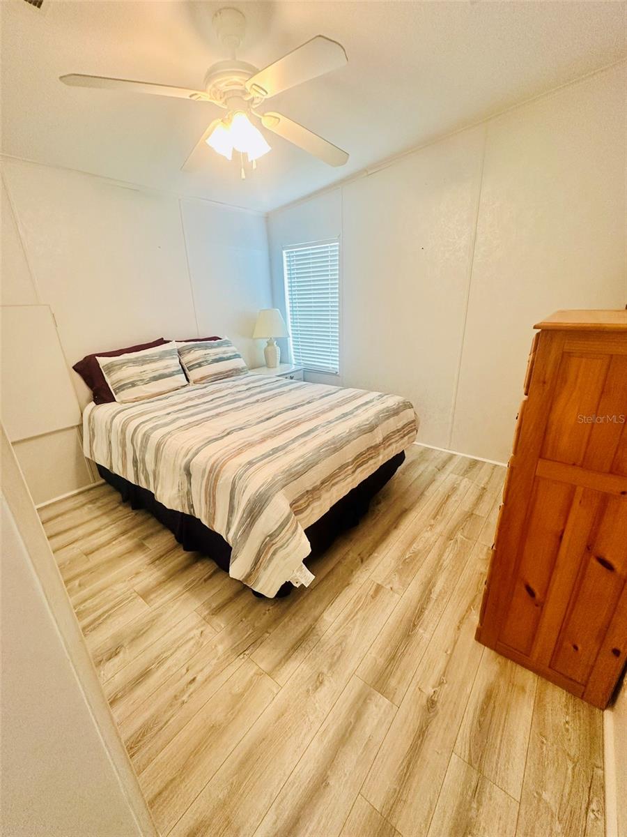 2305 BAY DR — photo 8