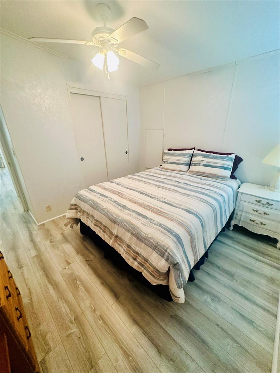 2305 BAY DR — photo 9
