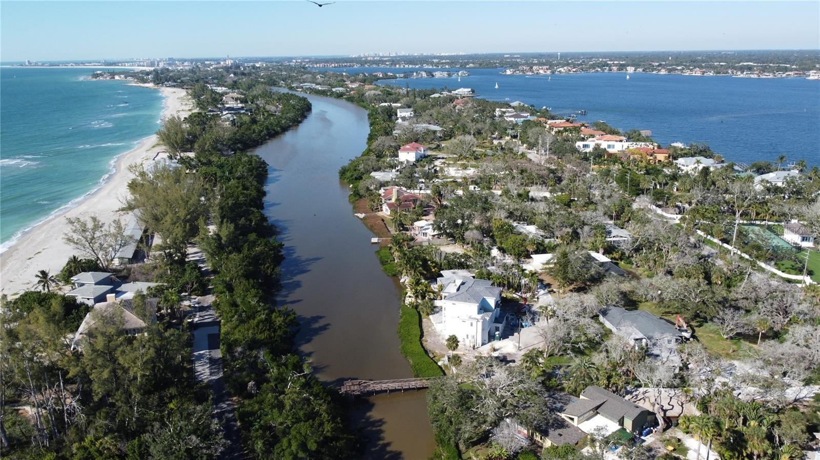 8534 HERON LAGOON CIR — photo 2