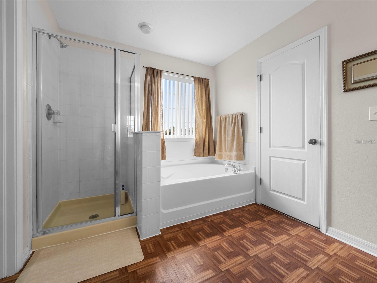 1609 ATLANTIC DR — photo 33