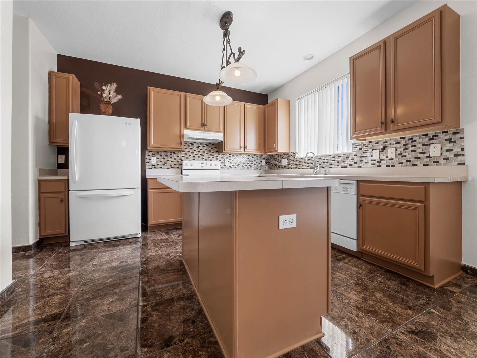 1609 ATLANTIC DR — photo 19