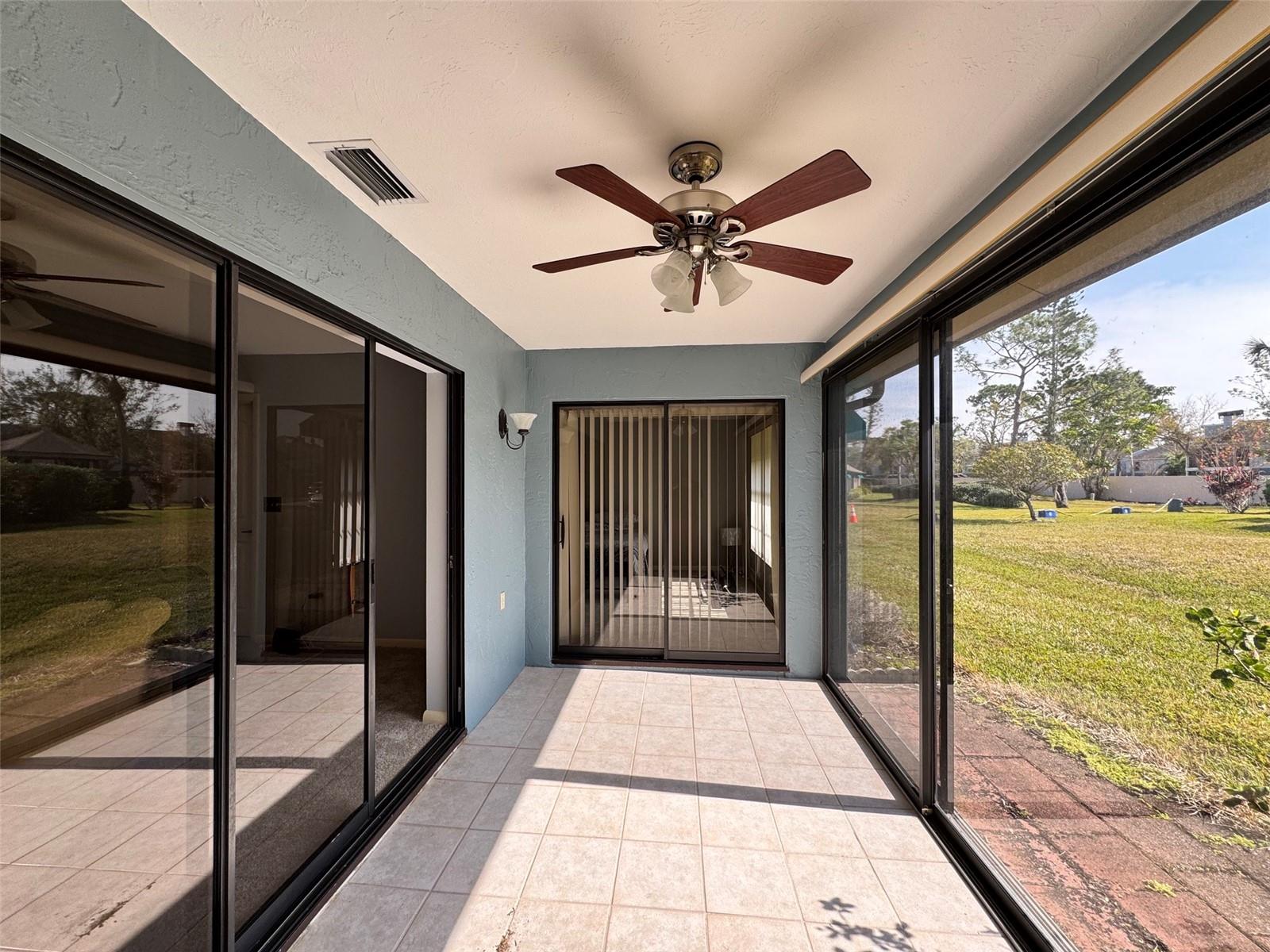 5924 CLUBSIDE DR — photo 6