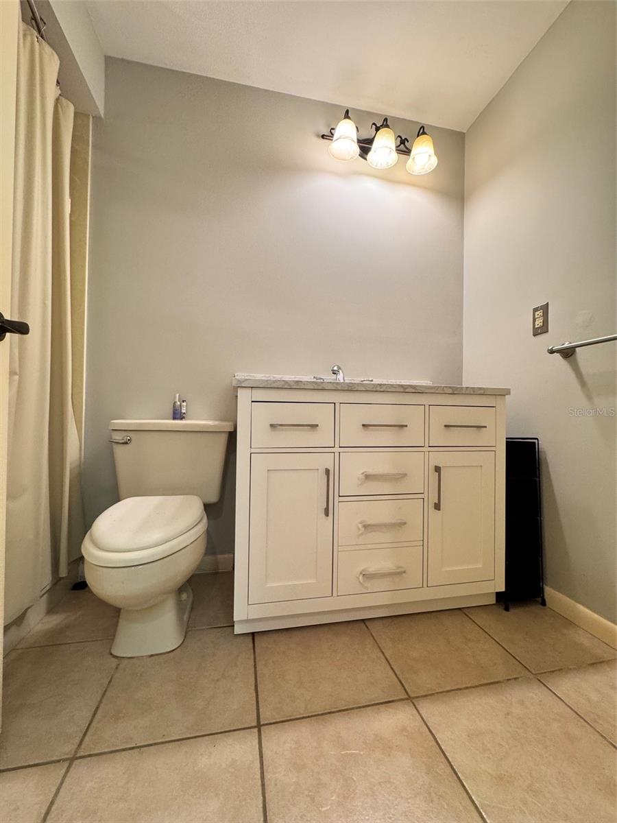 5924 CLUBSIDE DR — photo 11