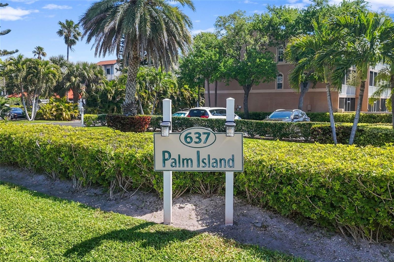 637 PINELLAS BAYWAY S #301 — photo 2