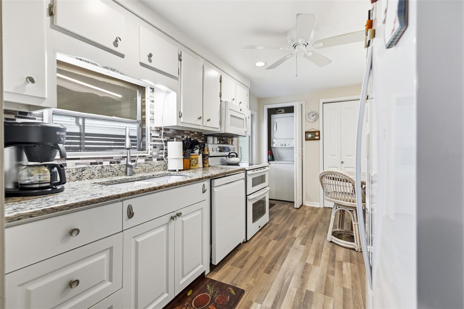 5509 BERMUDA CT — photo 3