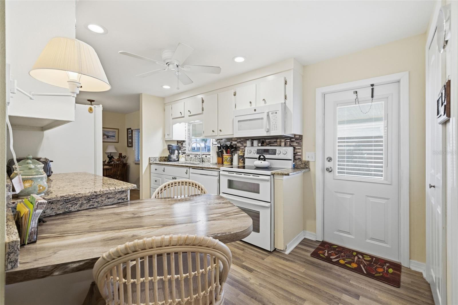 5509 BERMUDA CT — photo 5