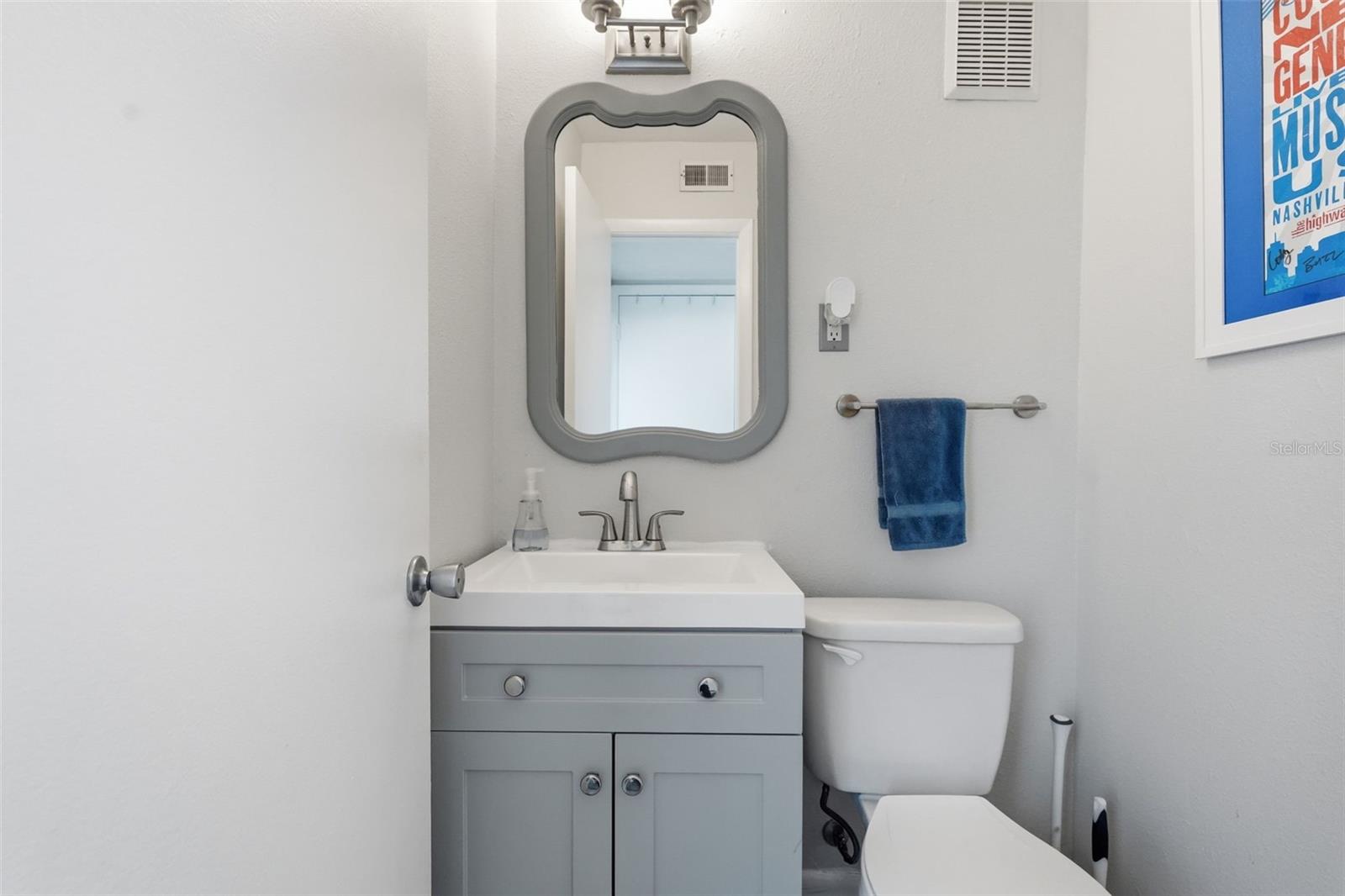 501 E BAY DR #202 — photo 20